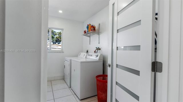 9741 NW 5th St 9741, Pembroke Pines, FL 33024
