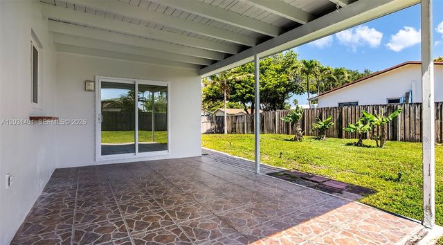9741 NW 5th St 9741, Pembroke Pines, FL 33024