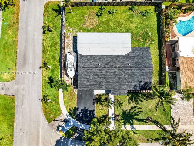 9741 NW 5th St 9741, Pembroke Pines, FL 33024