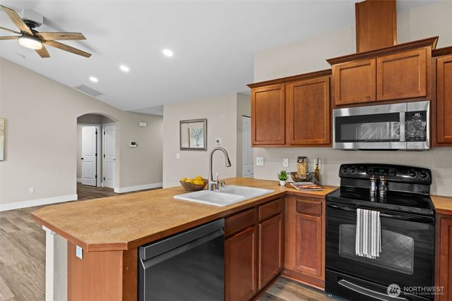 20022 98th Avenue E, Graham, WA 98338