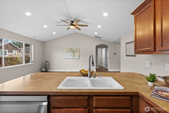 20022 98th Avenue E, Graham, WA 98338