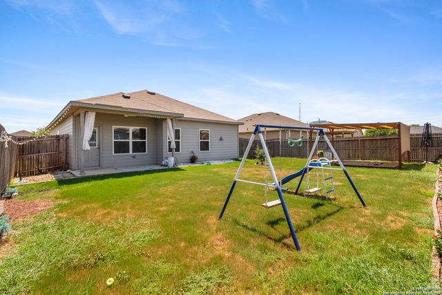 2607 Big Bear, Converse, TX 78109