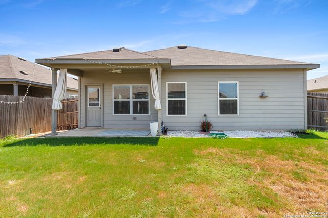 2607 Big Bear, Converse, TX 78109