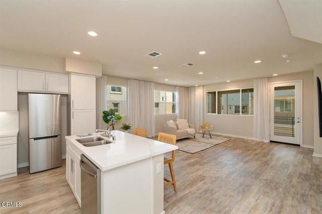 723 Heritage Lane, Upland, CA 91784