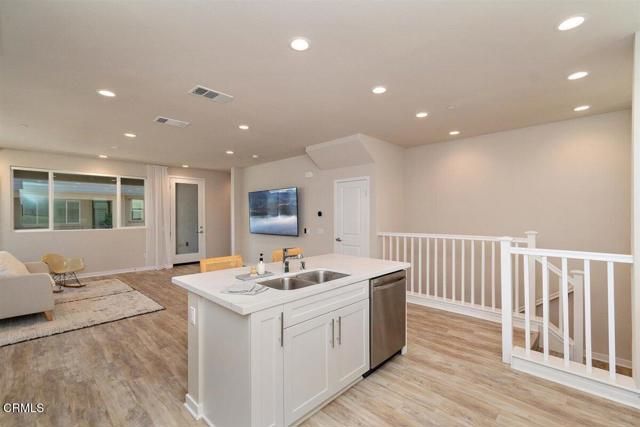 723 Heritage Lane, Upland, CA 91784