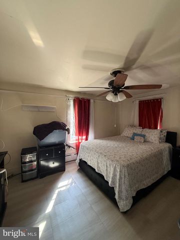 38 ARMSTRONG AVE, South River, NJ 08882