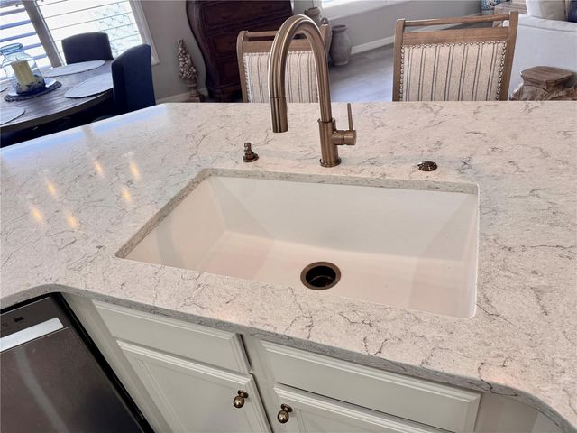 607 REEVESVILLE LANE, The Villages, FL 32162