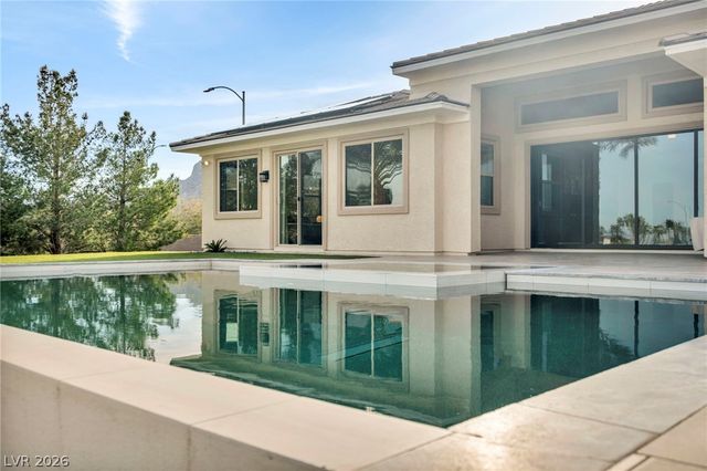 4810 Sweetie Court, Las Vegas, NV 89149