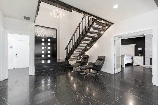 408 Arcadia Street, Hurst, TX 76053