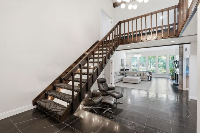 408 Arcadia Street, Hurst, TX 76053