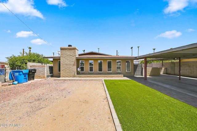 2922 E KINGS Avenue, Phoenix, AZ 85032