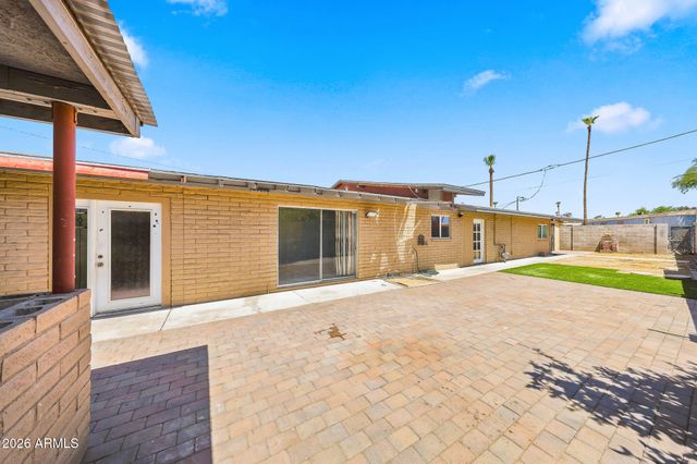 2922 E KINGS Avenue, Phoenix, AZ 85032
