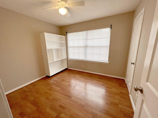 2703 Thomas Avenue, Pasadena, TX 77506