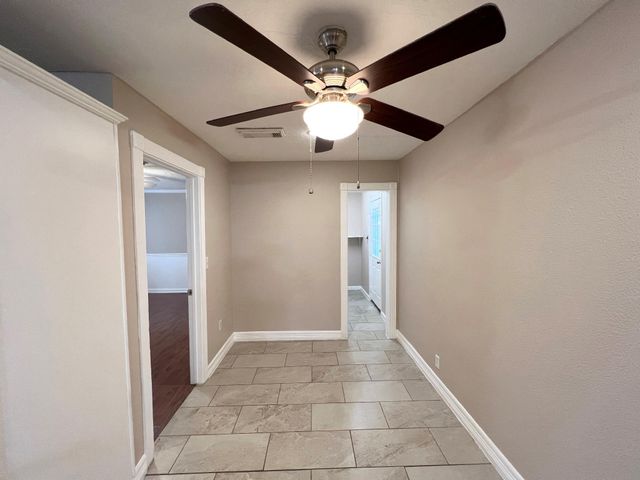 2703 Thomas Avenue, Pasadena, TX 77506