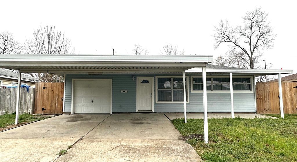 2703 Thomas Avenue, Pasadena, TX 77506