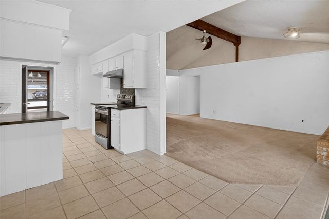 7405 Meadowdale Drive, Watauga, TX 76148