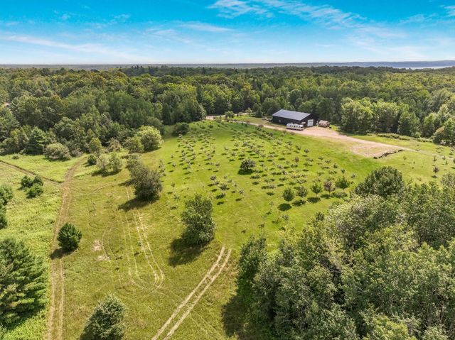 12558 W Twin Lake Road, Round Lake Twp, WI 54843