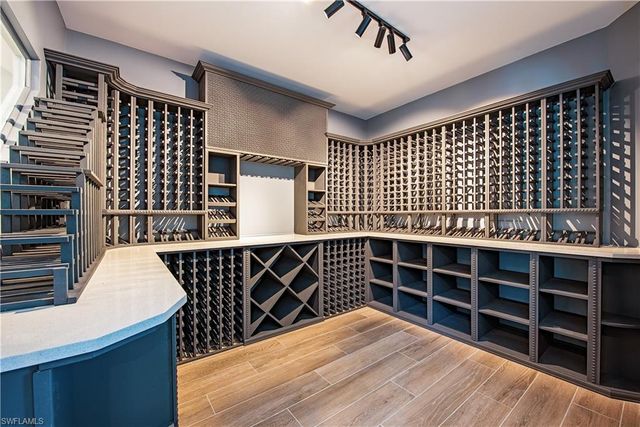 14661 Liesl CT E, Naples, FL 34109