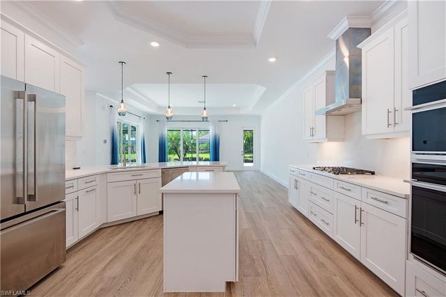 14661 Liesl CT E, Naples, FL 34109