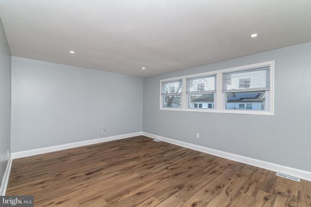 22 ROBERTS PL, Willingboro, NJ 08046