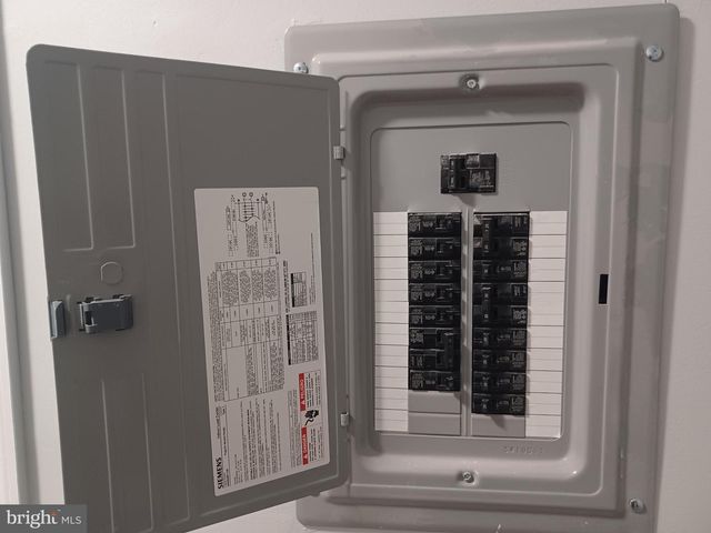 22 ROBERTS PL, Willingboro, NJ 08046