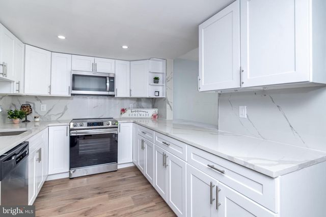 22 ROBERTS PL, Willingboro, NJ 08046