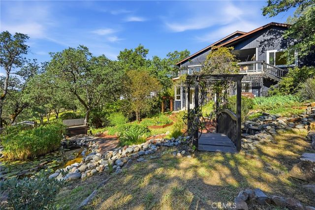 19345 Moon Ridge, Hidden Valley Lake, CA 95467