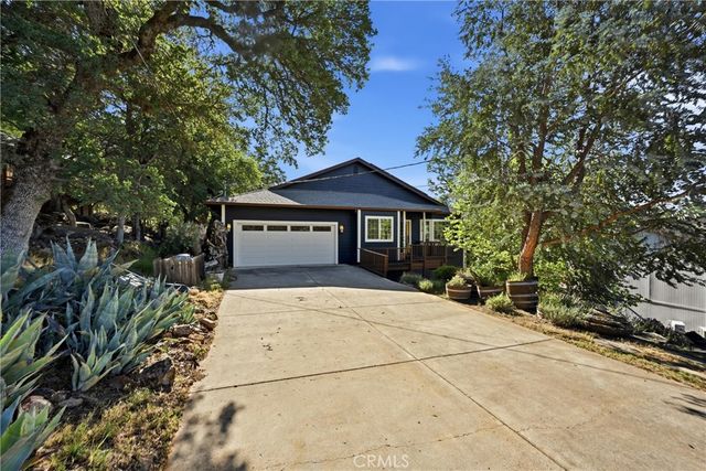 19345 Moon Ridge, Hidden Valley Lake, CA 95467