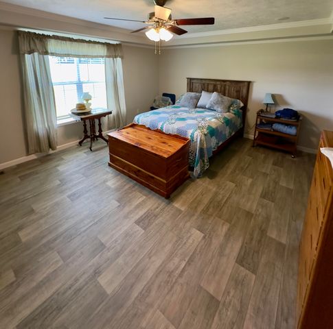 7120 N 127 Highway, Albany, KY 42602