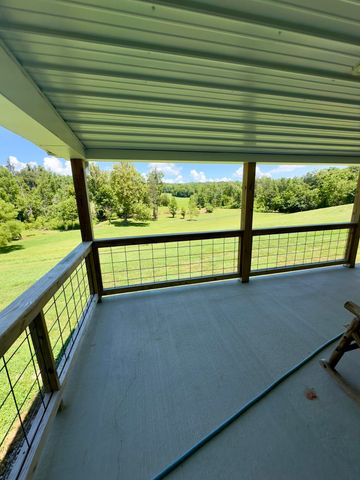 7120 N 127 Highway, Albany, KY 42602