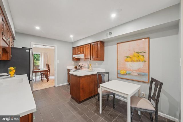 301 PAOLI WOODS ST #301, Paoli, PA 19301