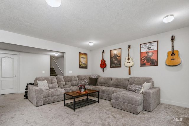 5264 N Schumann Ave., Meridian, ID 83646