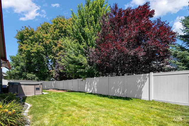 5264 N Schumann Ave., Meridian, ID 83646