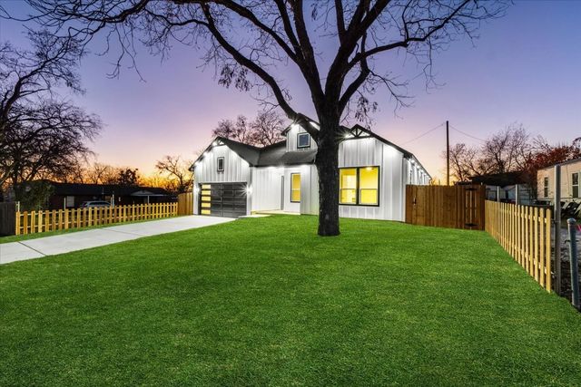 2901 KAW Avenue, Fort Worth, TX 76114