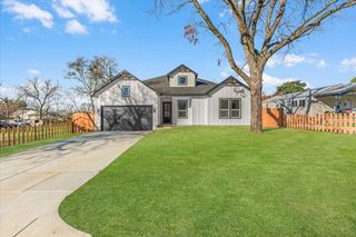 2901 KAW Avenue, Fort Worth, TX 76114