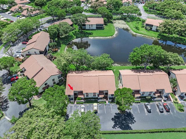 10851 Palm Lake Avenue 101, Boynton Beach, FL 33437