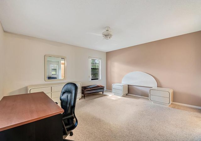 10851 Palm Lake Avenue 101, Boynton Beach, FL 33437