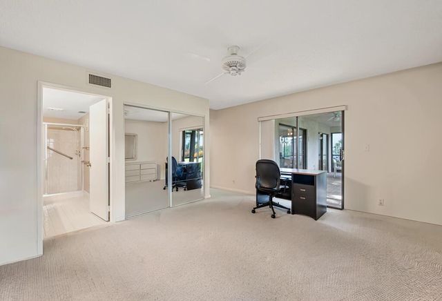 10851 Palm Lake Avenue 101, Boynton Beach, FL 33437