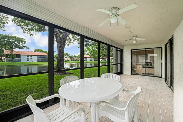 10851 Palm Lake Avenue 101, Boynton Beach, FL 33437