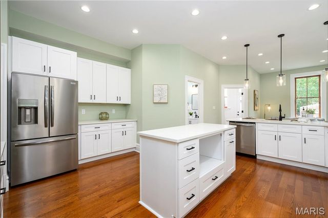 3435 Oregon Avenue, St Louis, MO 63118