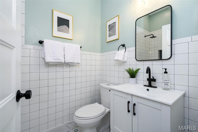 3435 Oregon Avenue, St Louis, MO 63118