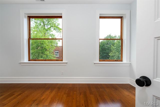 3435 Oregon Avenue, St Louis, MO 63118