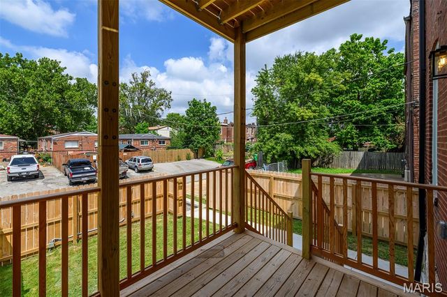 3435 Oregon Avenue, St Louis, MO 63118