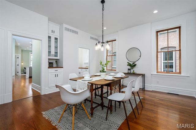 3435 Oregon Avenue, St Louis, MO 63118