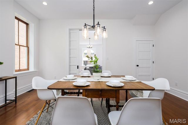 3435 Oregon Avenue, St Louis, MO 63118