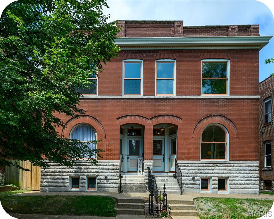 3435 Oregon Avenue, St Louis, MO 63118