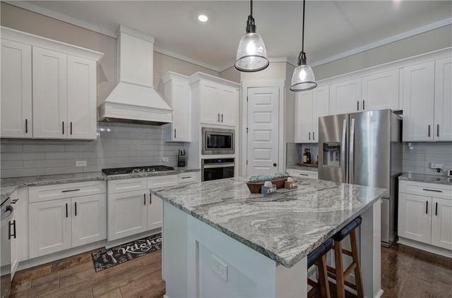 503 London Road, Ball Ground, GA 30107