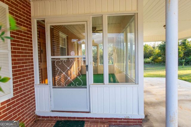 4360 E River Road, Baxley, GA 31513