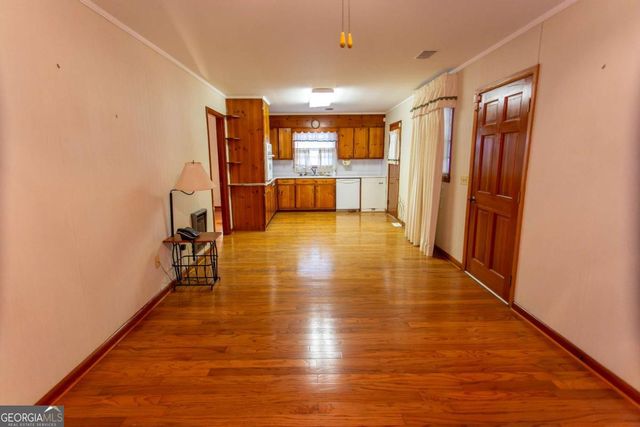 4360 E River Road, Baxley, GA 31513