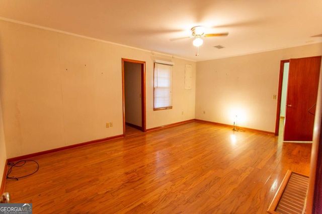 4360 E River Road, Baxley, GA 31513